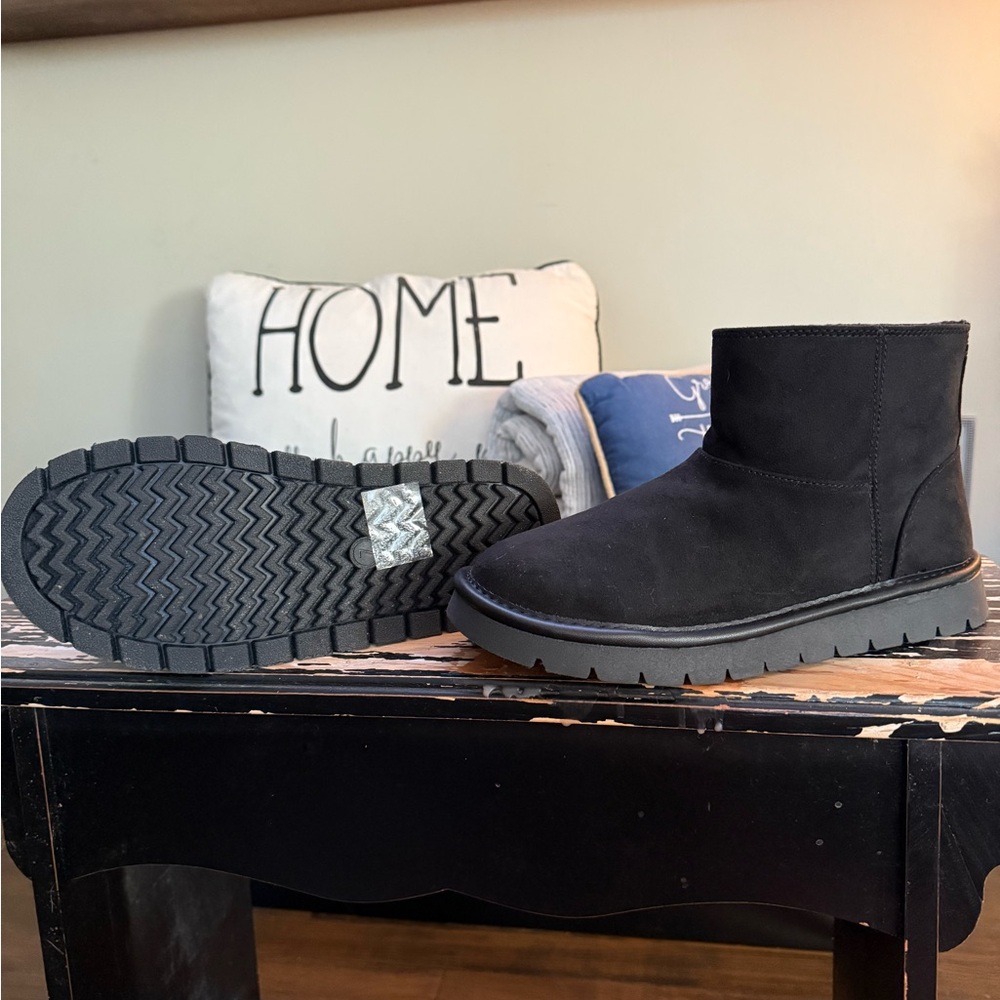 Universal Thread Suede Booties - image 3